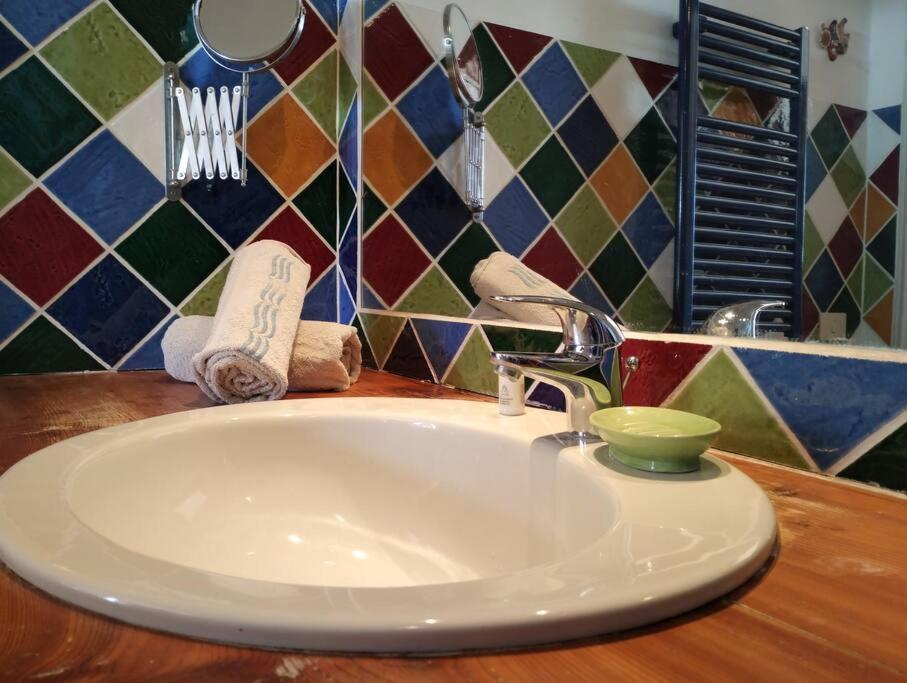 Dimora Torlonia - Elegance & Light In Appartamento
