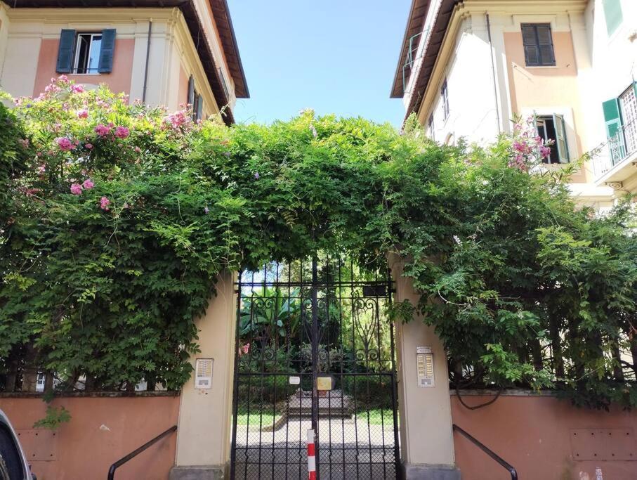 Appartamento Dimora Torlonia - Elegance & Light In