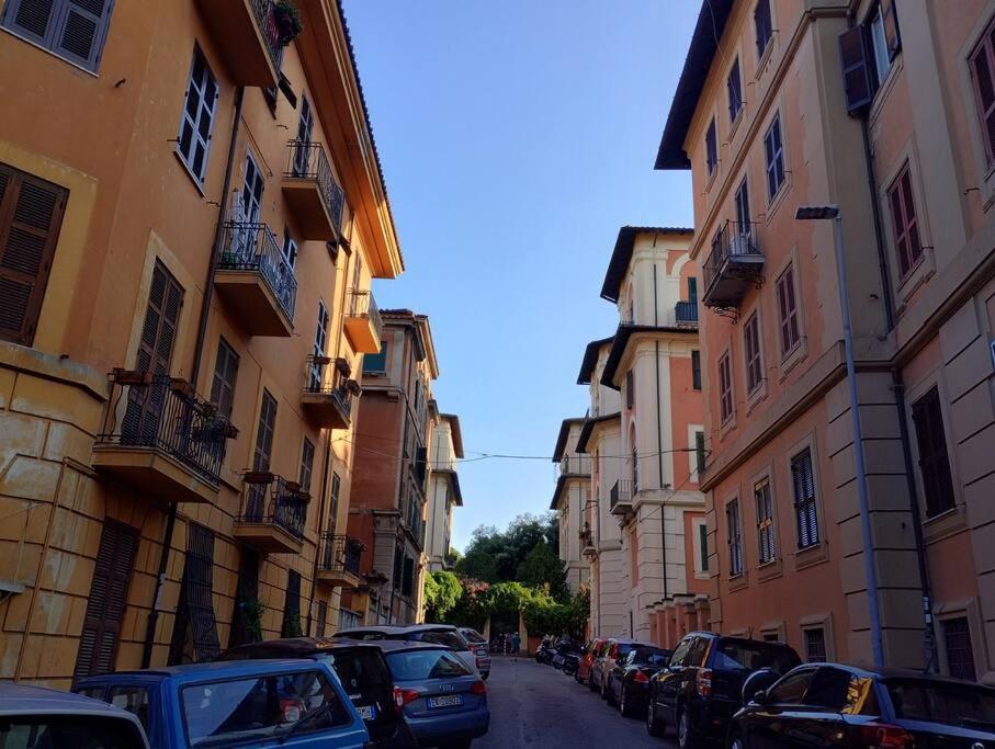Appartamento Dimora Torlonia - Elegance & Light In