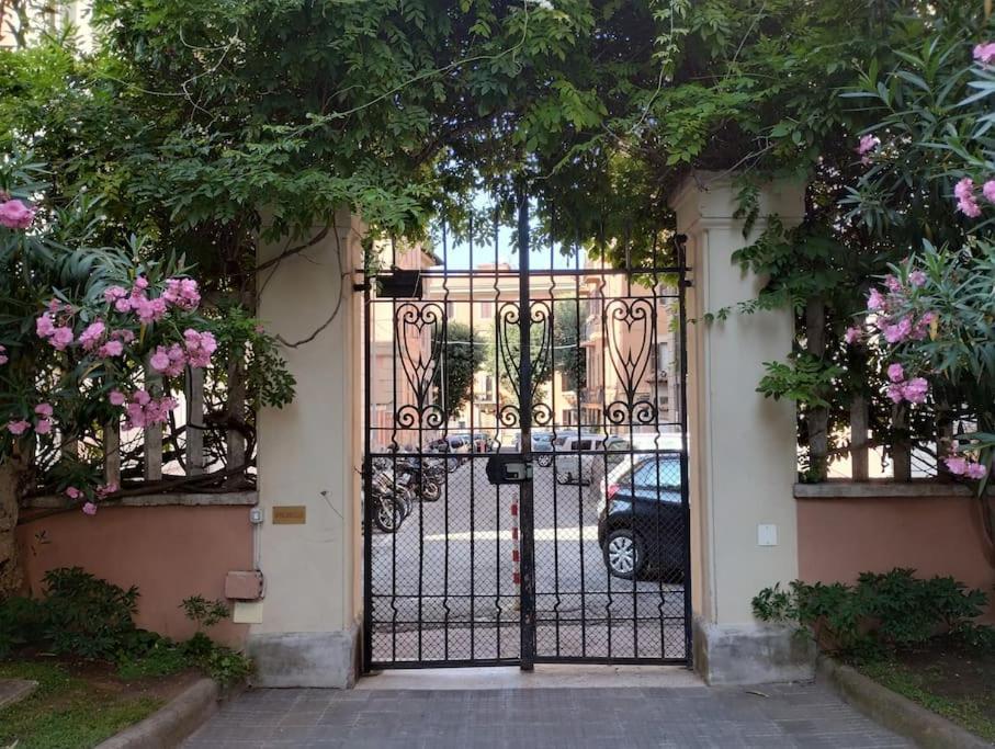 Appartamento Dimora Torlonia - Elegance & Light In Roma