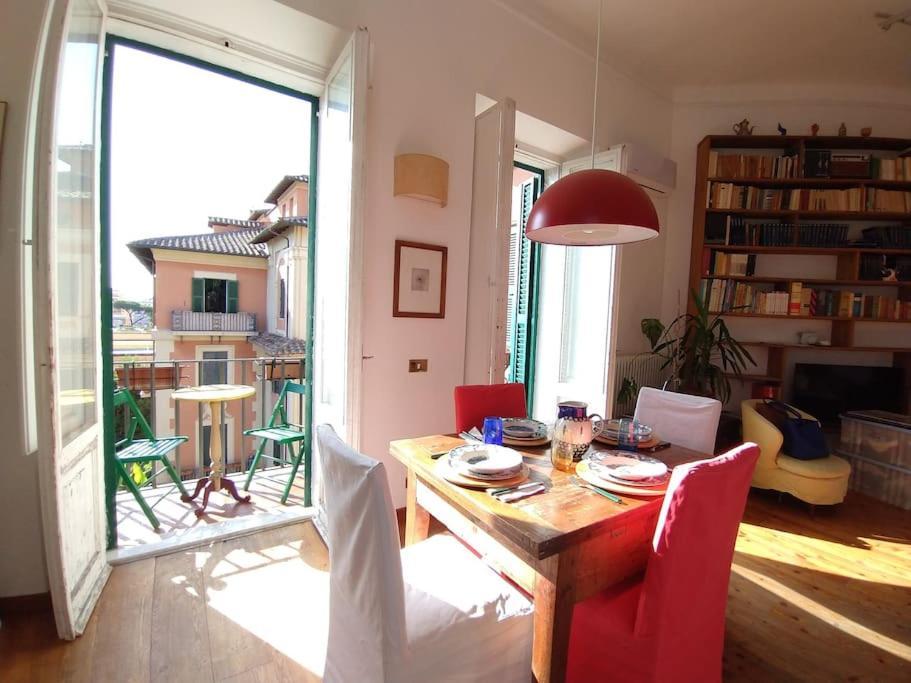 Dimora Torlonia - Elegance & Light In Appartamento Roma
